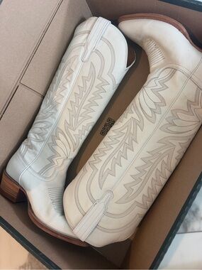 Women's Tecovas White Embroidered Western Knee-High Boots